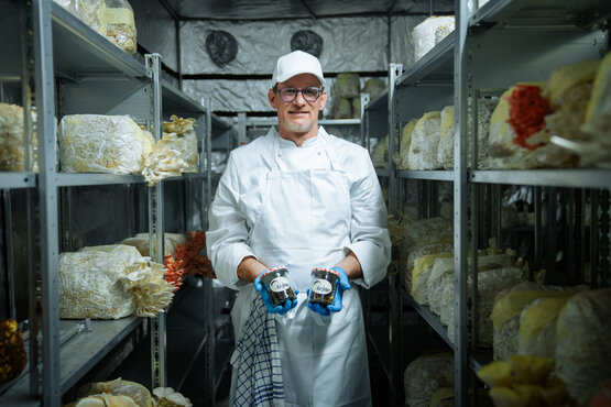 Lebensmittelinnovationspreis Finalisten - Schwammerlhof | © Tirol Werbung / Agrarmarketing Tirol Lebensmittelinnovationspreis Finalisten - Schwammerlhof | © Tirol Werbung / Agrarmarketing Tirol